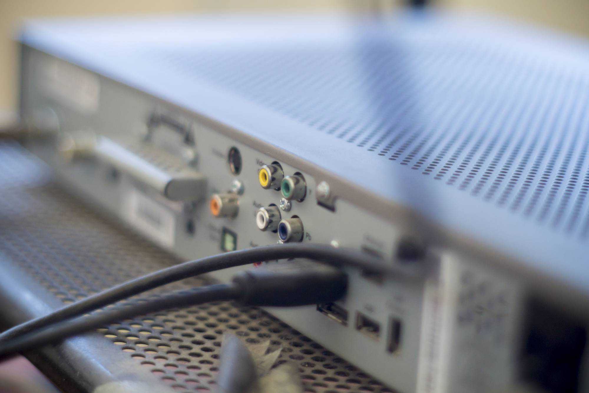 How Much is the Cable TV Bill in the USA? News Blogged